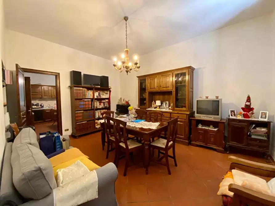 Immagine 20 di Villa in vendita  a Capannori