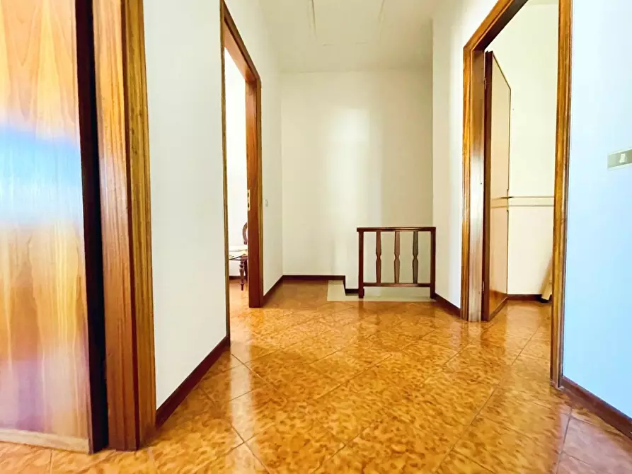 Immagine 39 di Casa semindipendente in vendita  a Viareggio