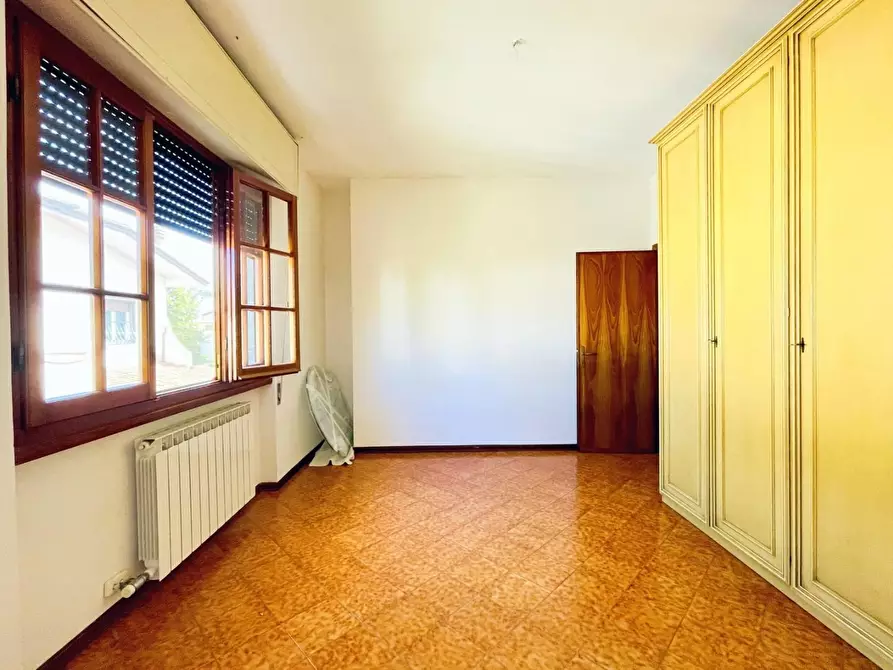 Immagine 32 di Casa semindipendente in vendita  a Viareggio