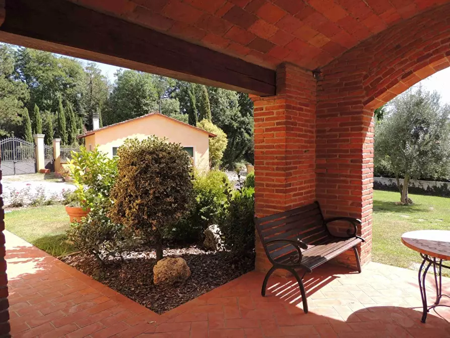 Immagine 20 di Casa colonica in vendita  a Fucecchio