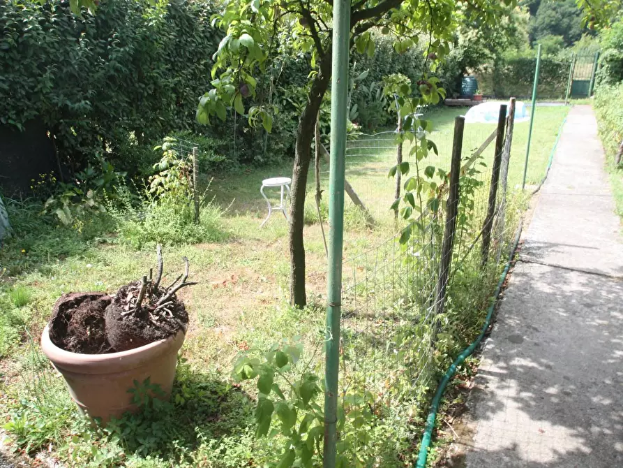 Immagine 23 di Appartamento in vendita  a Lucca