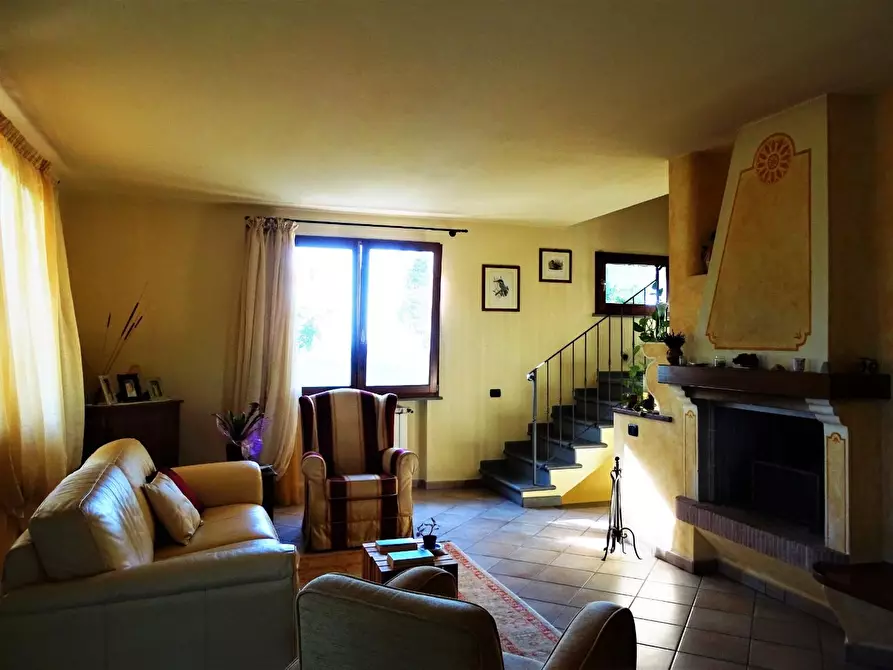 Immagine 1 di Villa in vendita  a San Miniato