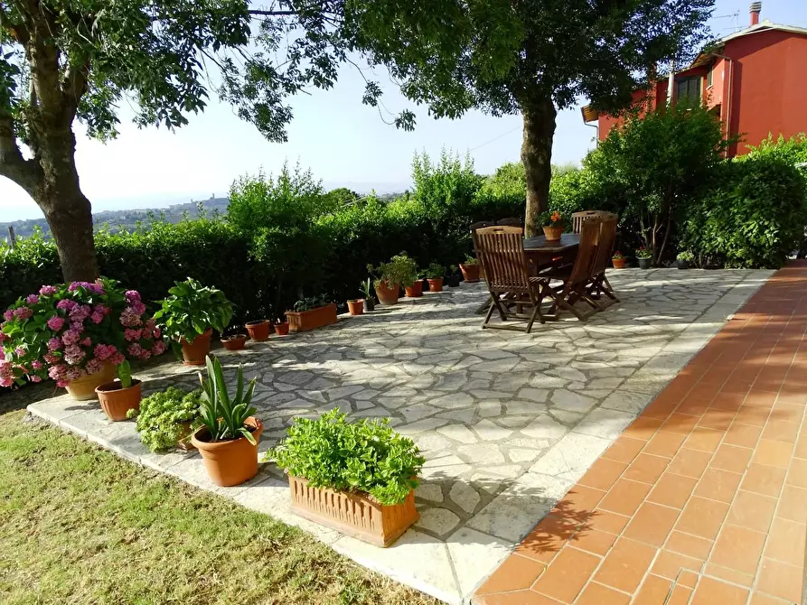 Immagine 33 di Villa in vendita  a San Miniato