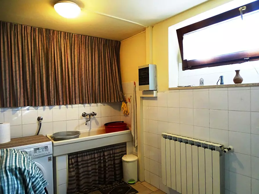 Immagine 40 di Villa in vendita  a San Miniato