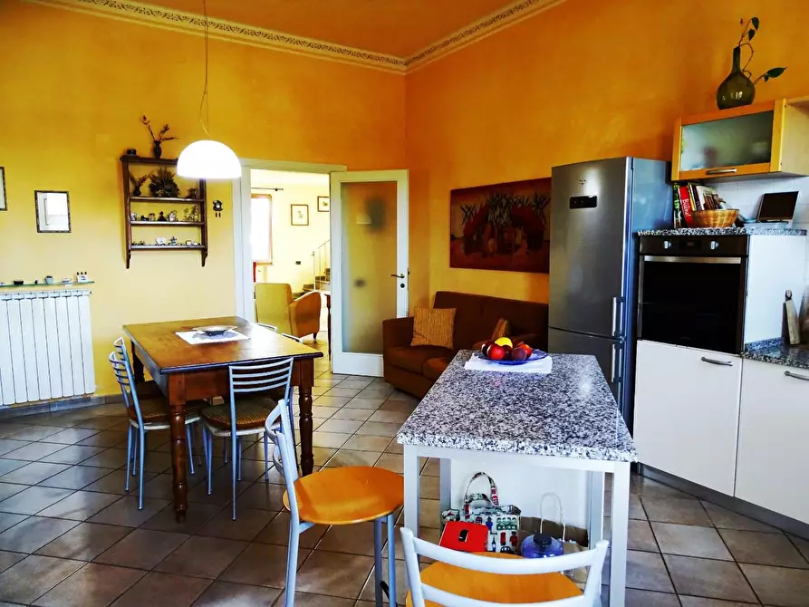 Immagine 9 di Villa in vendita  a San Miniato