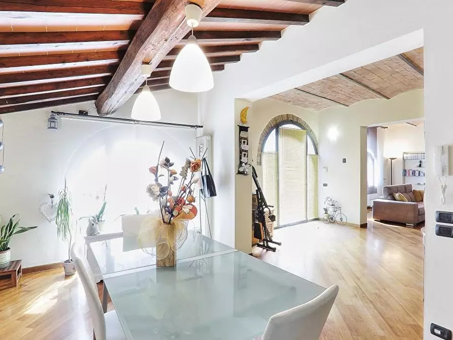 Immagine 26 di Casa colonica in vendita  a Castelfiorentino