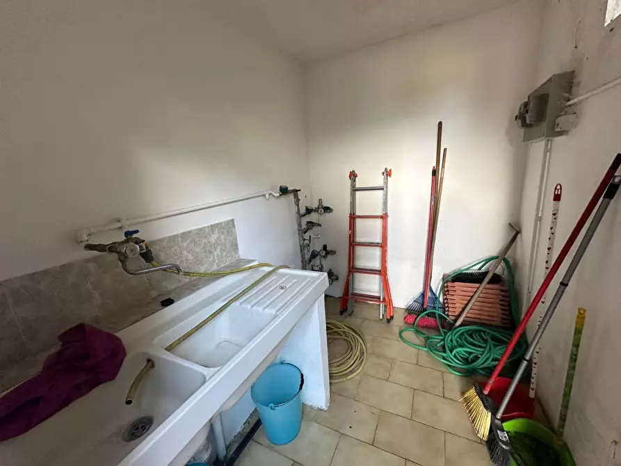 Immagine 14 di Appartamento in vendita  a Ameglia