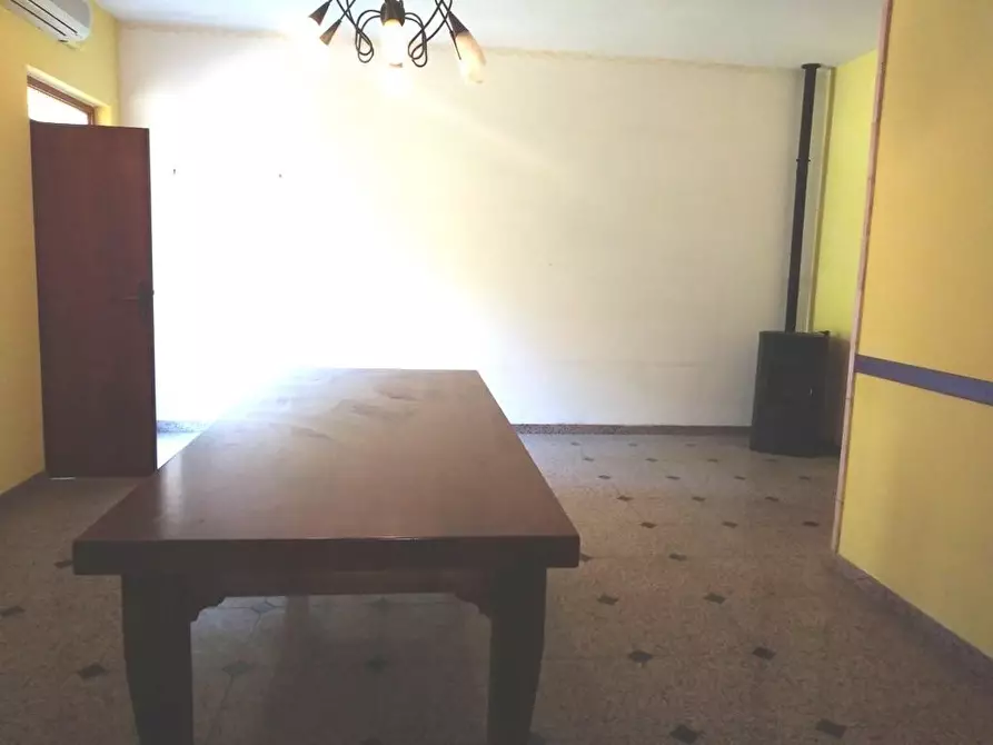 Immagine 23 di Casa indipendente in vendita  a Carrara