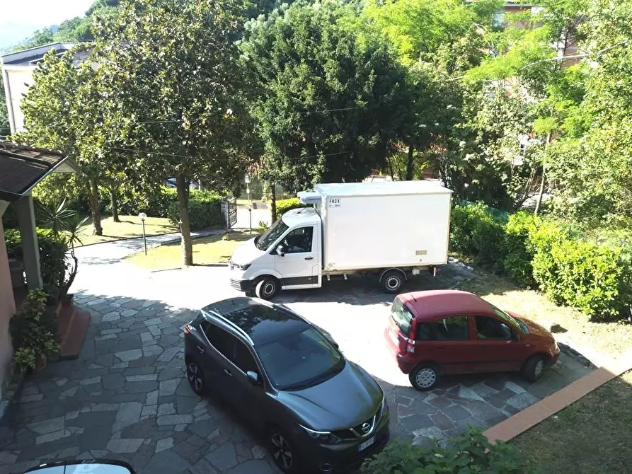 Immagine 4 di Casa indipendente in vendita  a Carrara