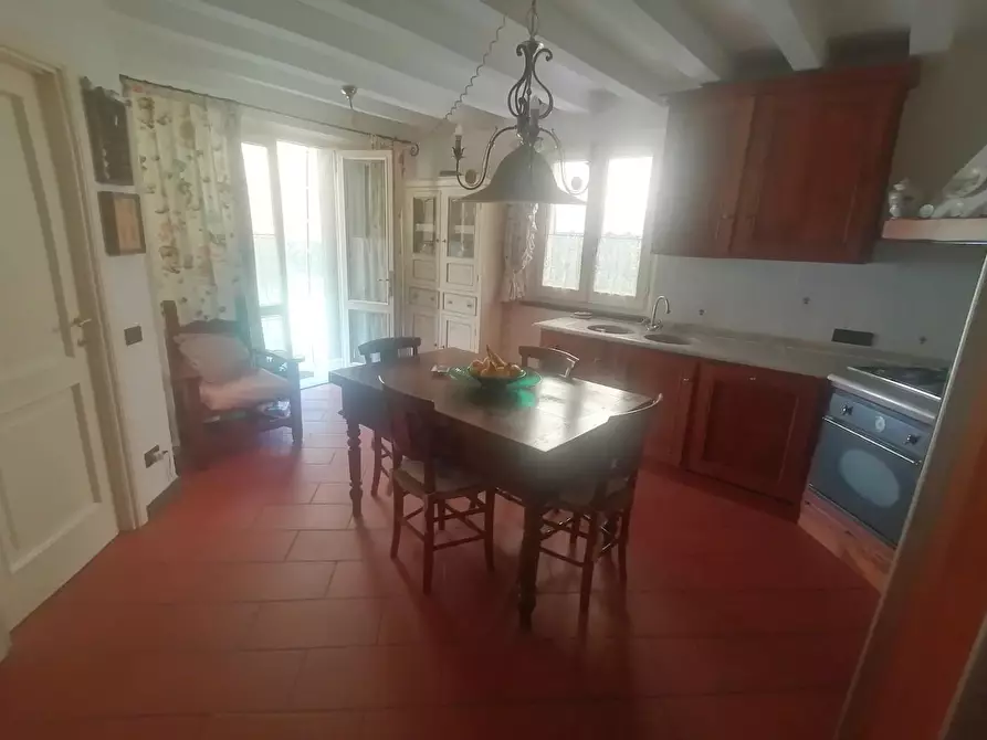 Immagine 38 di Villa in vendita  a Lucca