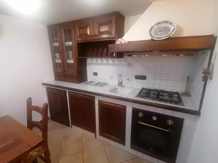 Immagine 9 di Villa in vendita  a Lucca