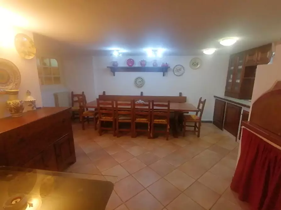 Immagine 15 di Villa in vendita  a Lucca