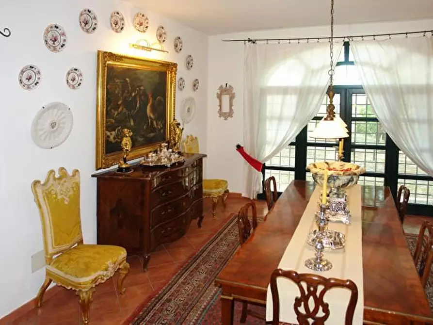 Immagine 8 di Casa colonica in vendita  a Rosignano Marittimo