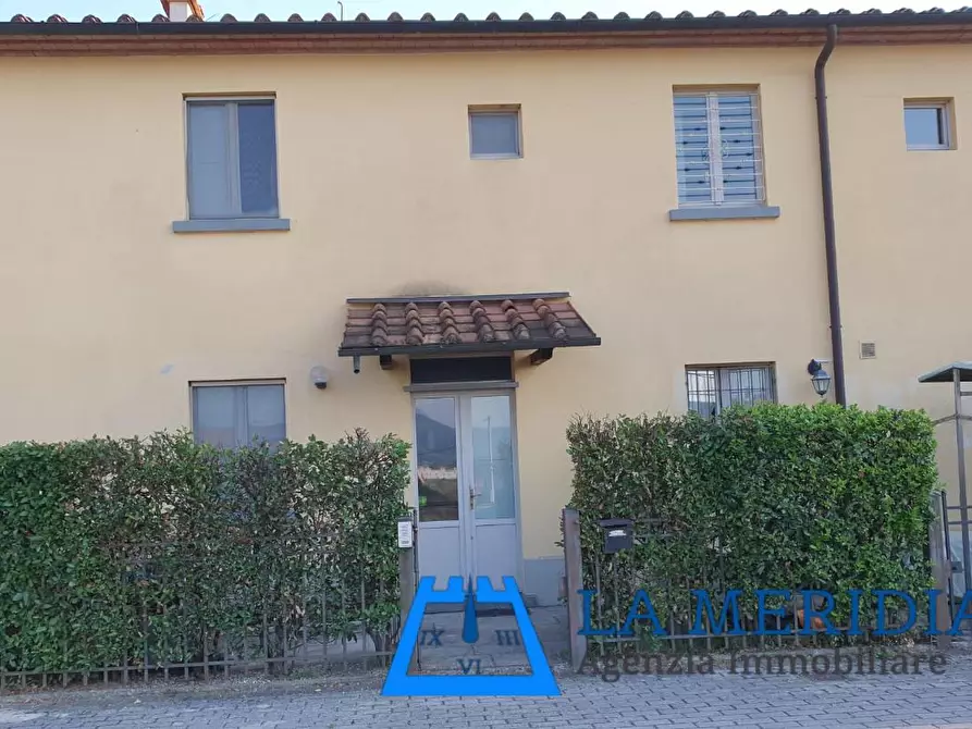 Immagine 13 di Terratetto in vendita  a Larciano