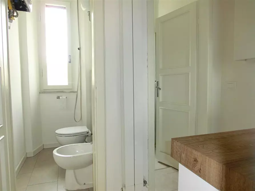 Immagine 12 di Appartamento in affitto  a Pisa