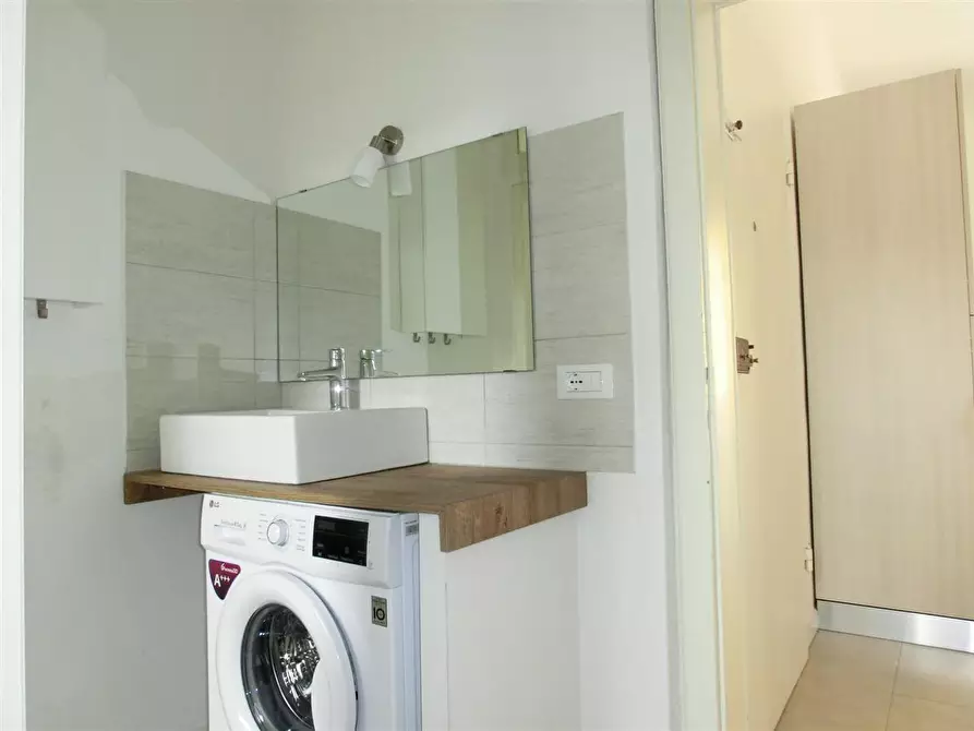 Immagine 15 di Appartamento in affitto  a Pisa