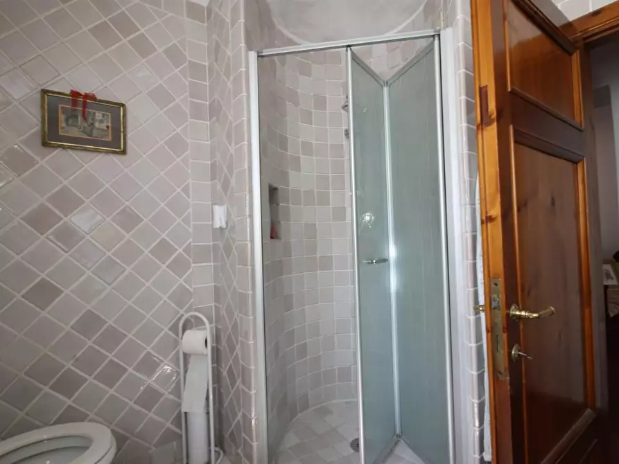 Immagine 26 di Casa semindipendente in vendita  a Capannori