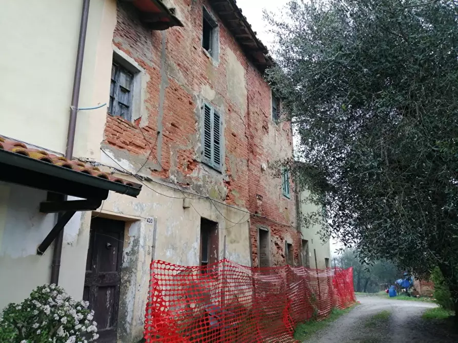 Immagine 11 di Porzione di casa in vendita  a Fucecchio