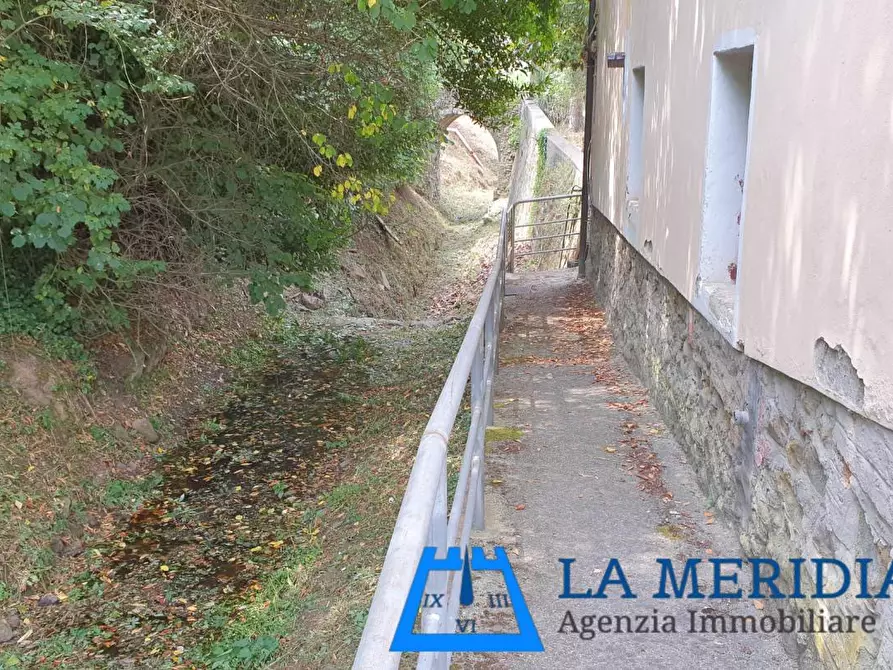 Immagine 24 di Casa indipendente in vendita  a Lamporecchio