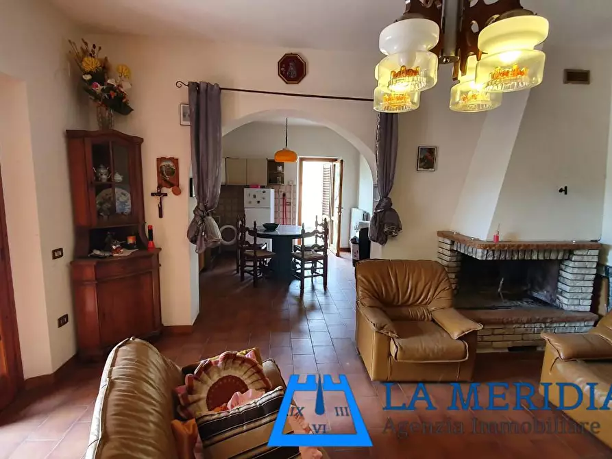 Immagine 5 di Casa indipendente in vendita  a Lamporecchio