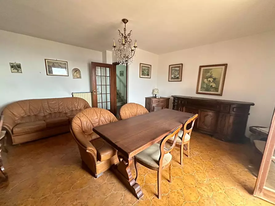 Immagine 59 di Casa indipendente in vendita  a Ortonovo