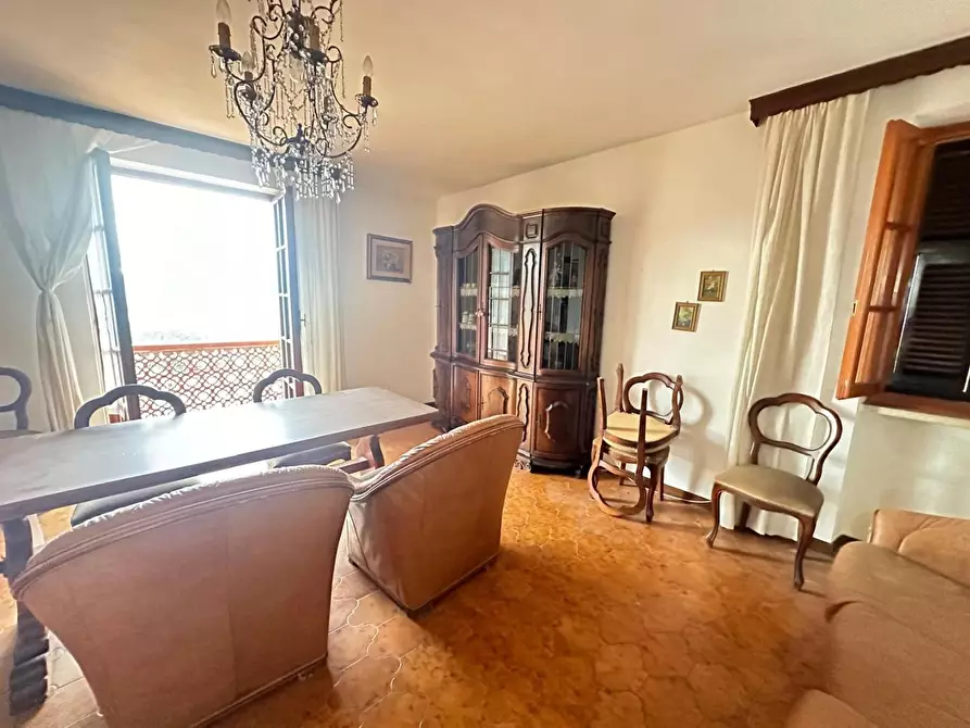 Immagine 57 di Casa indipendente in vendita  a Ortonovo