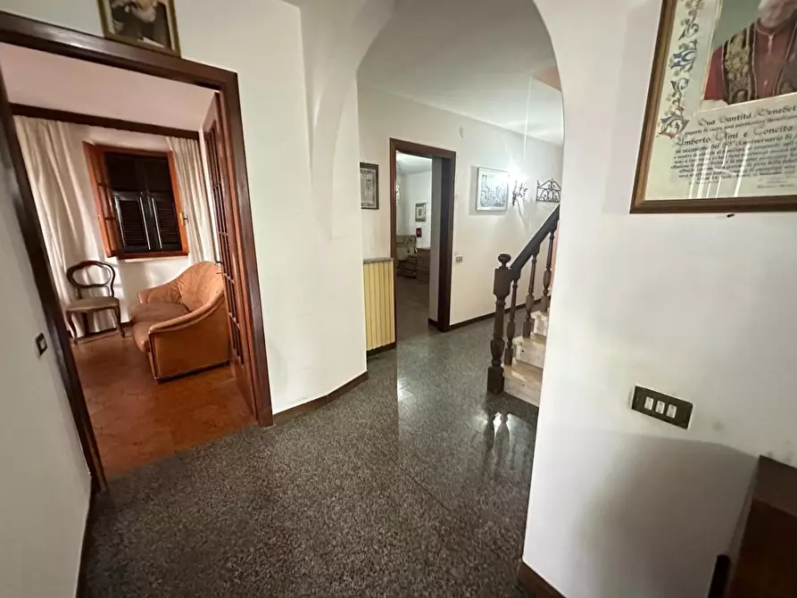 Immagine 72 di Casa indipendente in vendita  a Ortonovo