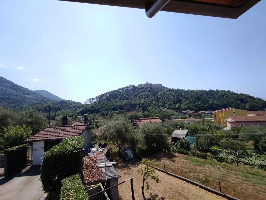 Immagine 8 di Casa indipendente in vendita  a Ortonovo