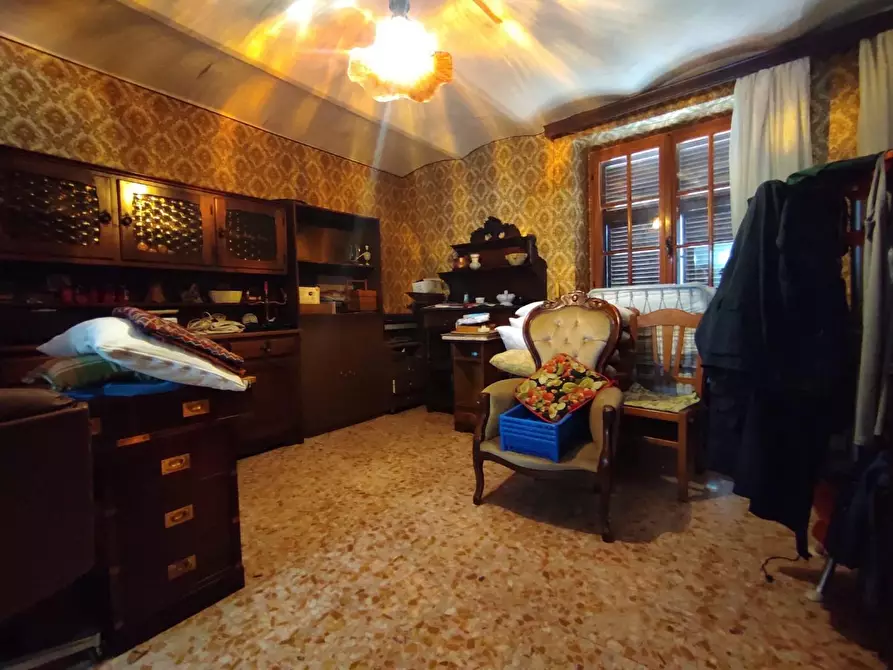 Immagine 26 di Casa indipendente in vendita  a Ortonovo