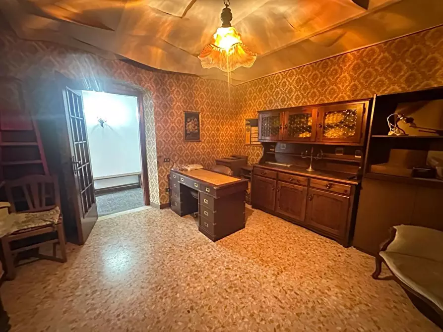 Immagine 53 di Casa indipendente in vendita  a Ortonovo