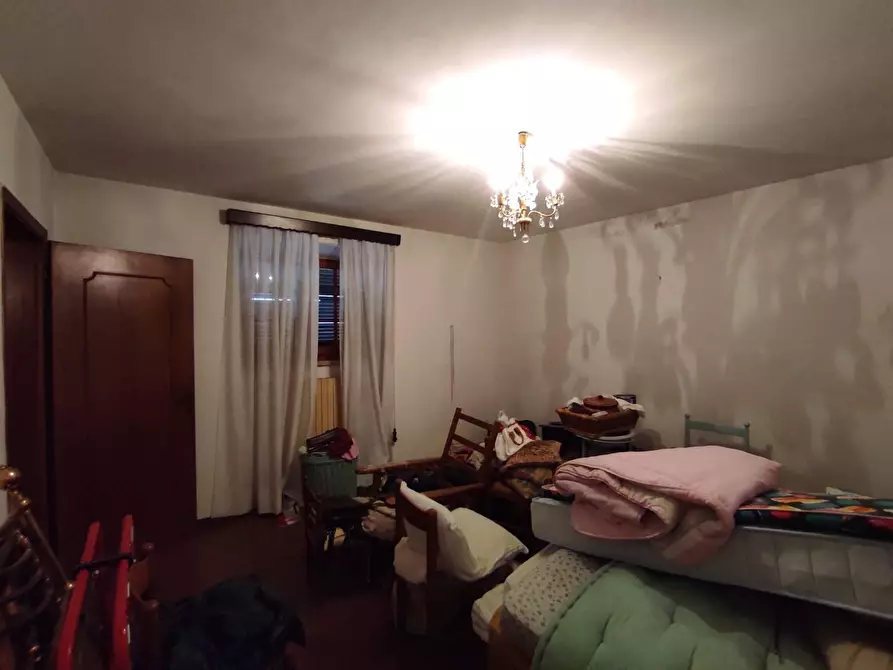 Immagine 29 di Casa indipendente in vendita  a Ortonovo