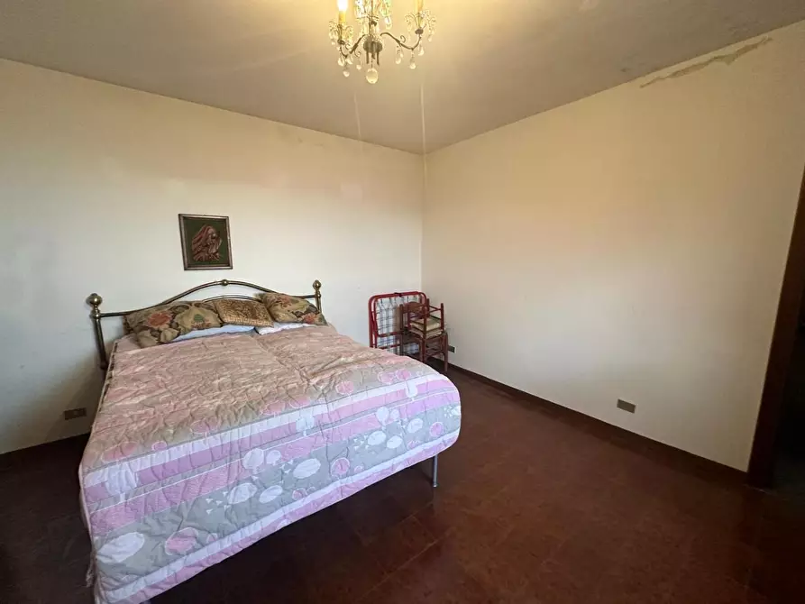 Immagine 68 di Casa indipendente in vendita  a Ortonovo