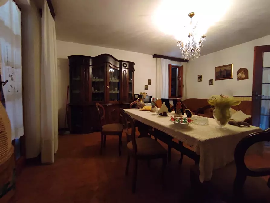 Immagine 38 di Casa indipendente in vendita  a Ortonovo