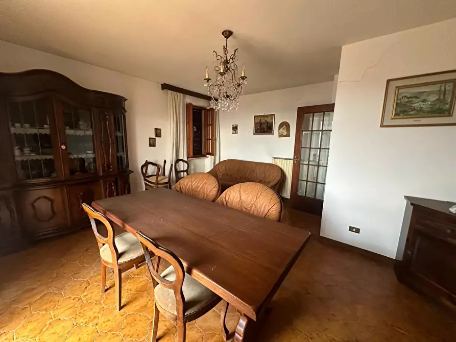 Immagine 60 di Casa indipendente in vendita  a Ortonovo