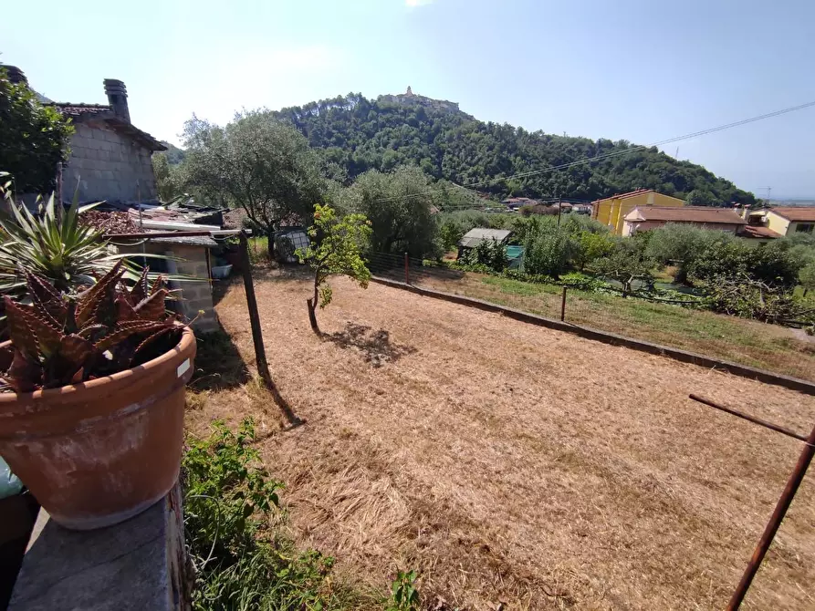 Immagine 19 di Casa indipendente in vendita  a Ortonovo