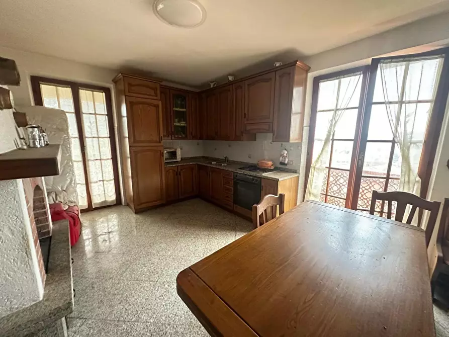 Immagine 54 di Casa indipendente in vendita  a Ortonovo