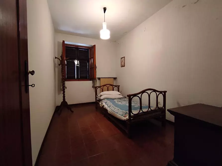 Immagine 34 di Casa indipendente in vendita  a Ortonovo