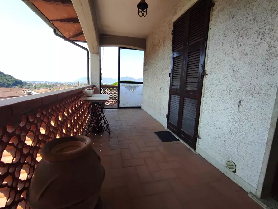 Immagine 12 di Casa indipendente in vendita  a Ortonovo