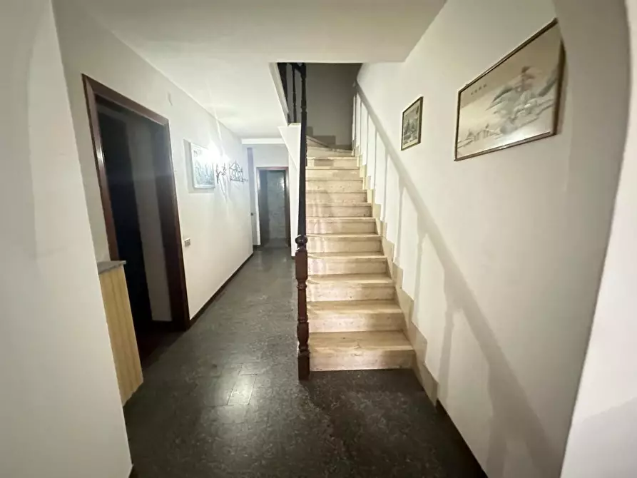 Immagine 61 di Casa indipendente in vendita  a Ortonovo