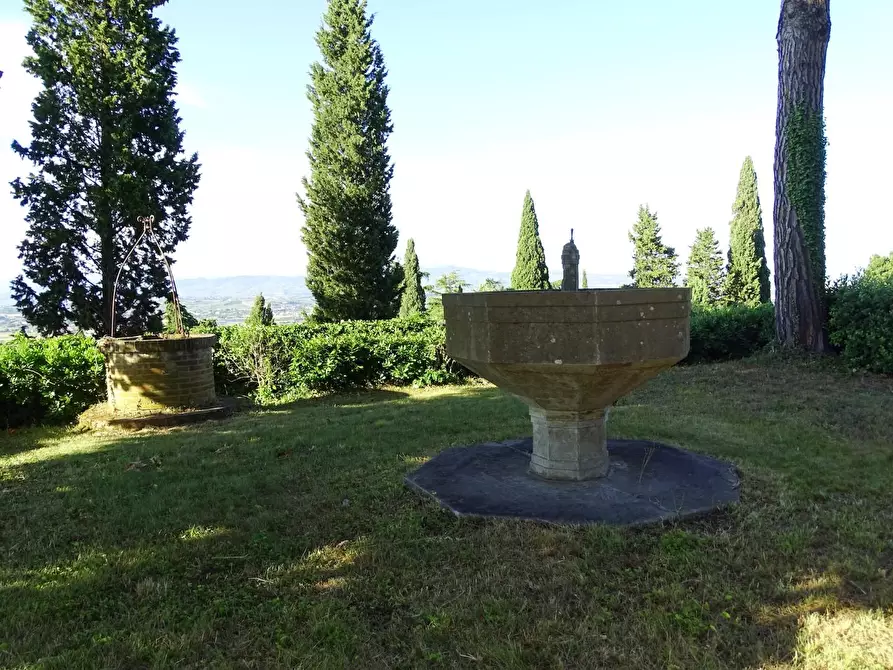 Immagine 11 di Villa in vendita  a San Miniato