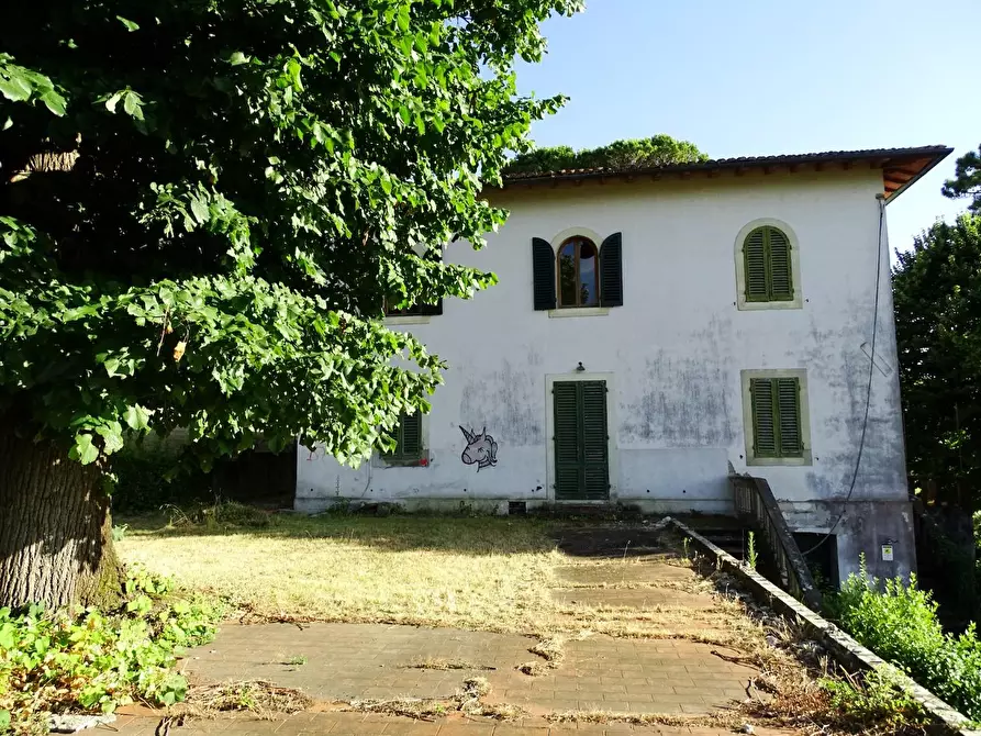 Immagine 7 di Villa in vendita  a San Miniato