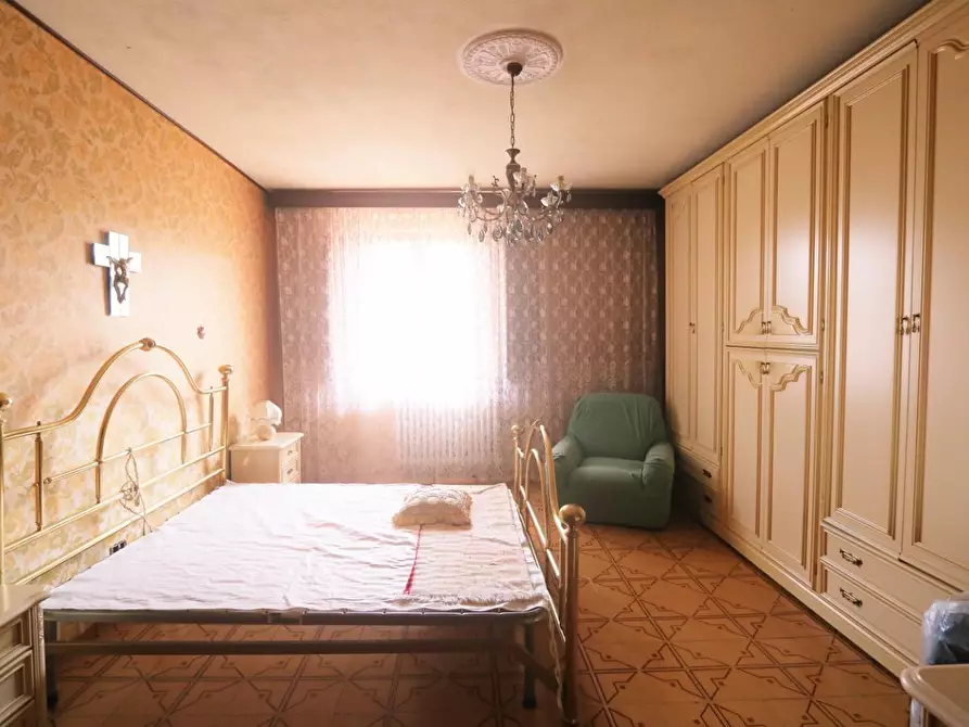 Immagine 16 di Casa indipendente in vendita  a Buti