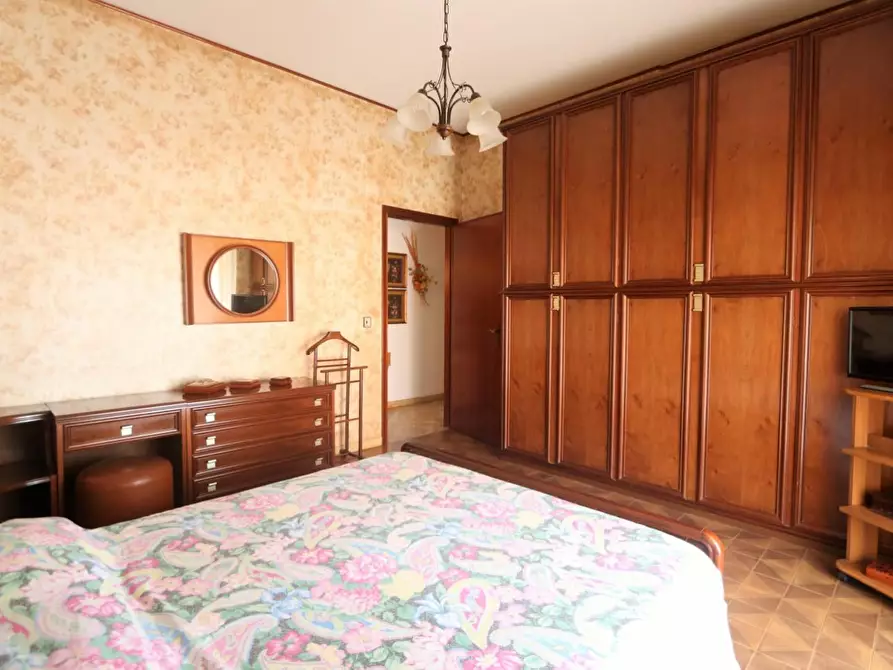 Immagine 11 di Casa indipendente in vendita  a Buti