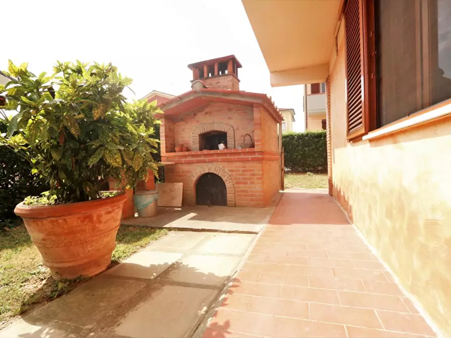 Immagine 22 di Casa indipendente in vendita  a Buti