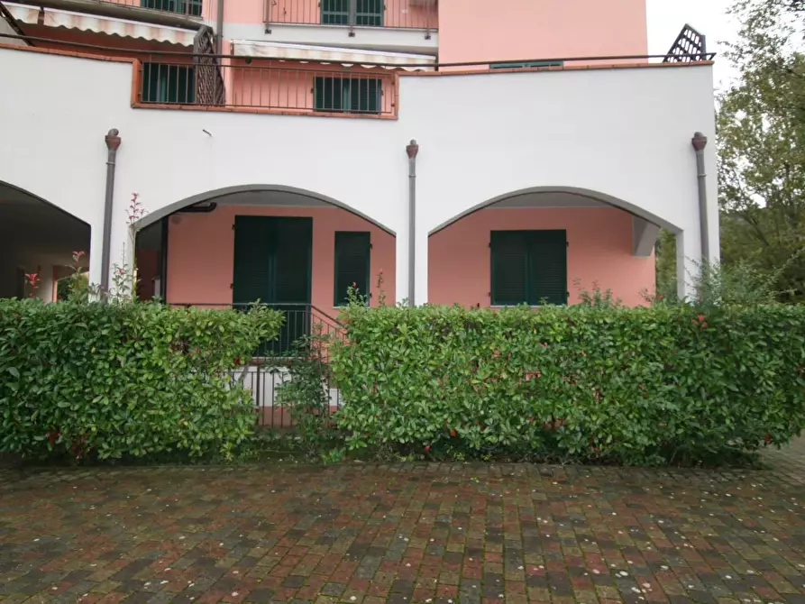 Immagine 2 di Appartamento in vendita  a Ameglia