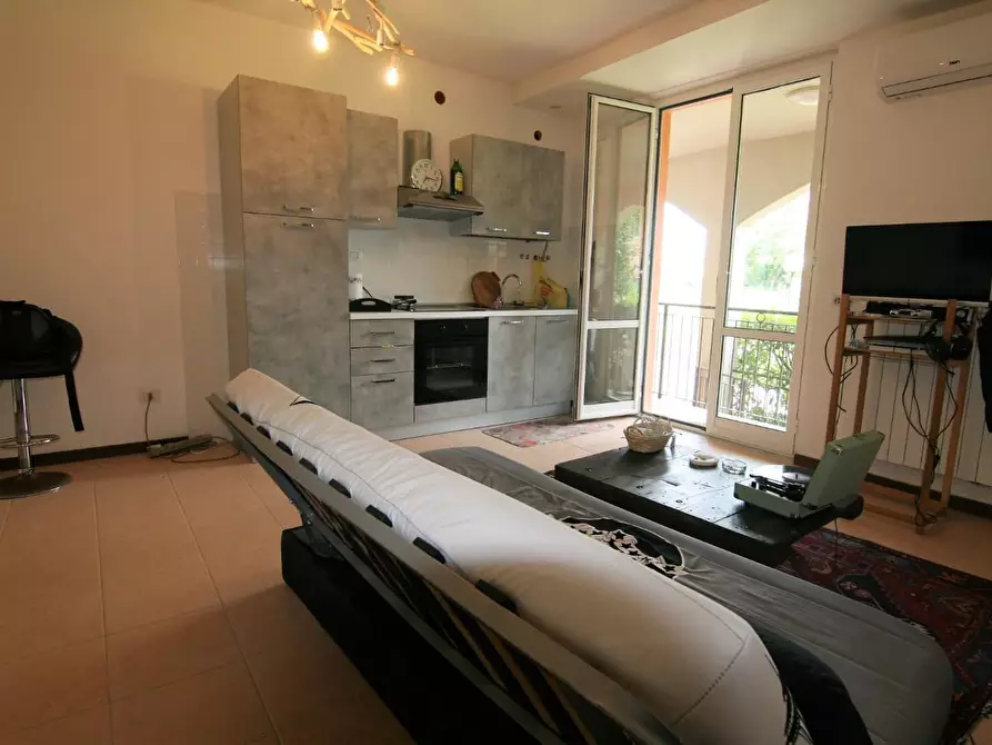 Immagine 7 di Appartamento in vendita  a Ameglia