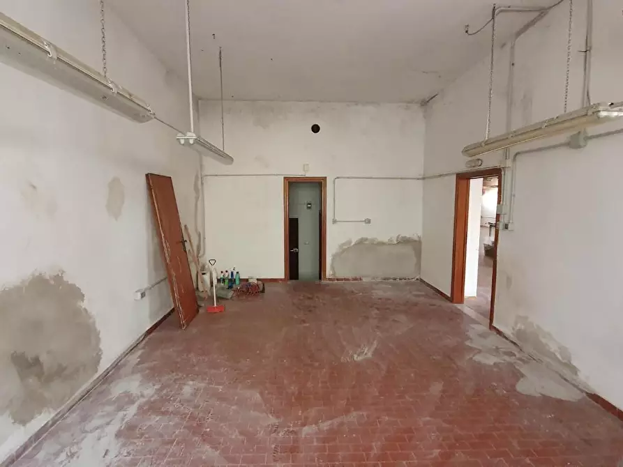 Immagine 8 di Attività artigianale in vendita  a Cerreto Guidi
