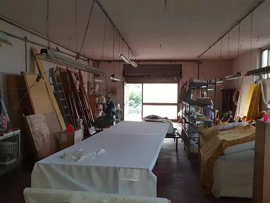 Immagine 6 di Attività artigianale in vendita  a Cerreto Guidi