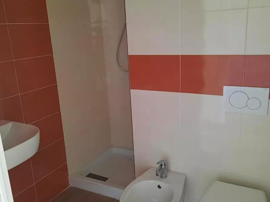 Immagine 11 di Appartamento in vendita  a Colle Di Val D'elsa