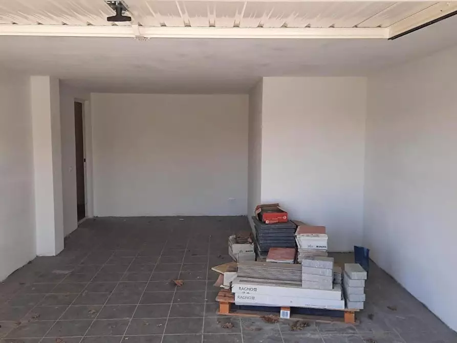 Immagine 16 di Appartamento in vendita  a Colle Di Val D'elsa